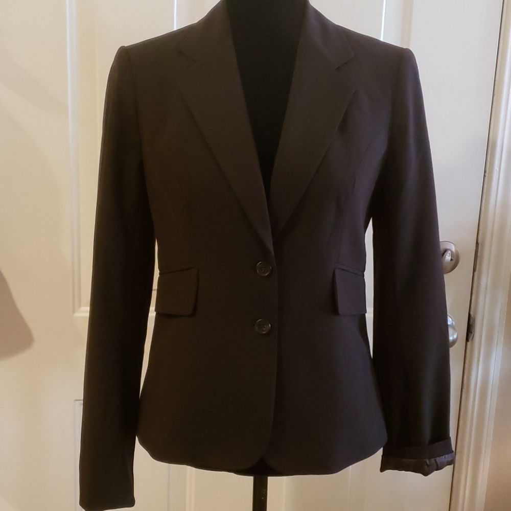 Black blazer, the limited